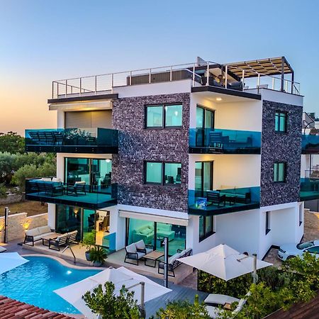 Luxury Apartments Vilamaloca Vir Buitenkant foto