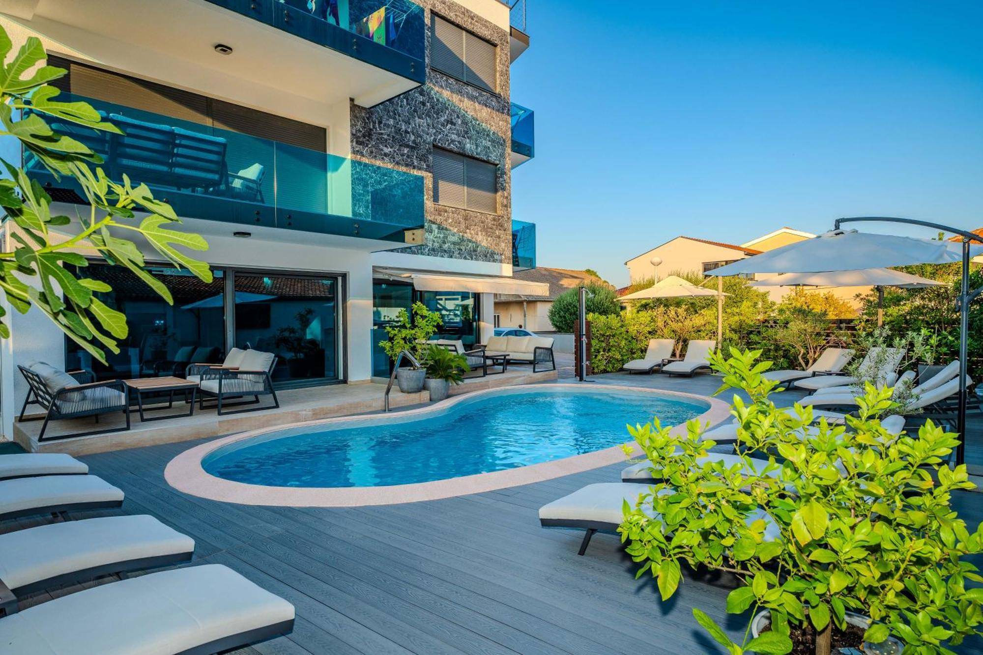 Luxury Apartments Vilamaloca Vir Buitenkant foto